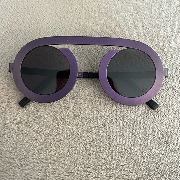 Blackfin Iridescent Gray Lilac Sunglasses